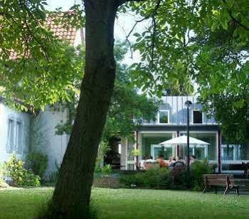 Nell-Breuning-Hotel Herzogenrath Exterior photo